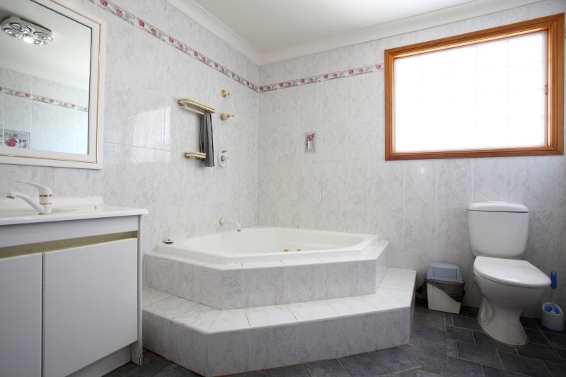 Top Bathtub Installation Companies in Davison, MI