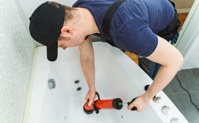 Top Bathtub Installation Companies in Fenton, MI